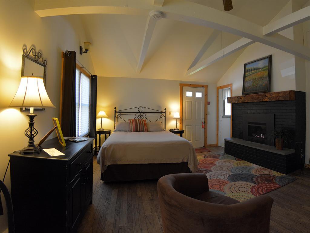 Hyde Away Inn Waitsfield Номер фото